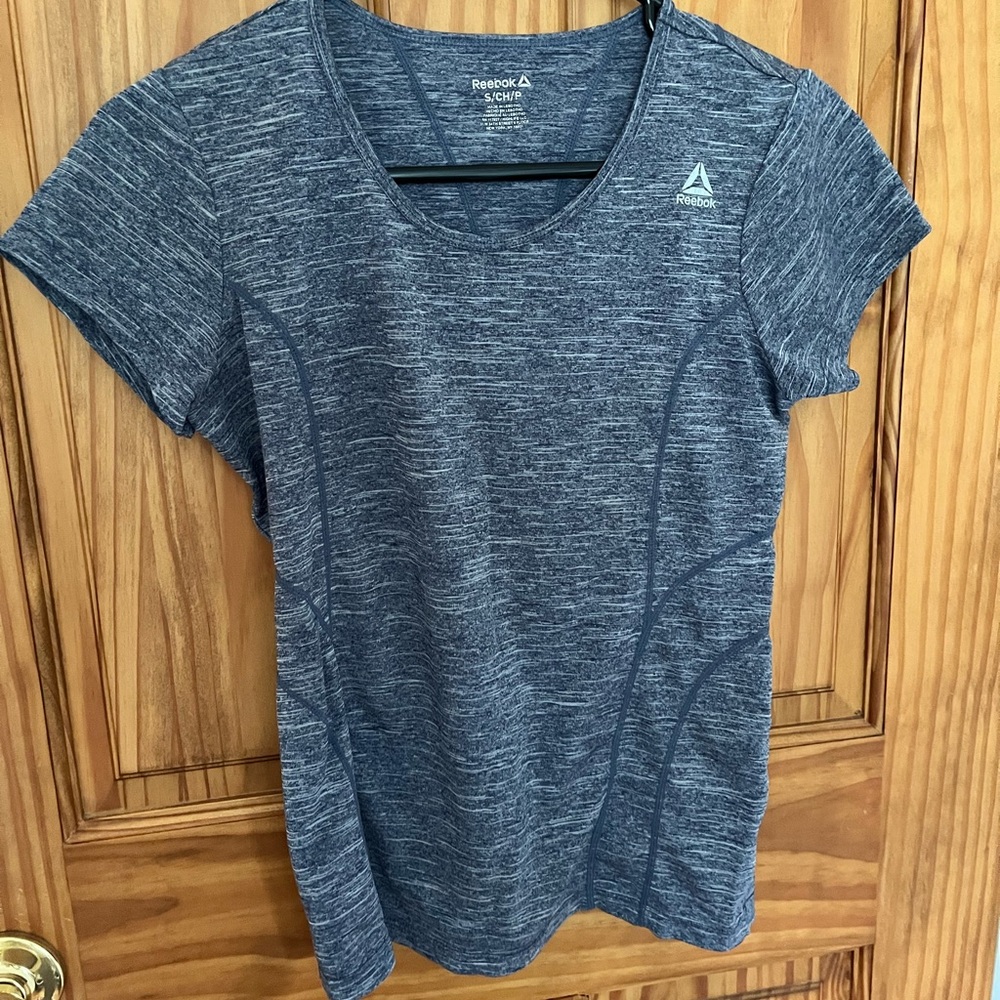 Reebok Women’s Heathered Blue Short Sleeve Athletic Tee